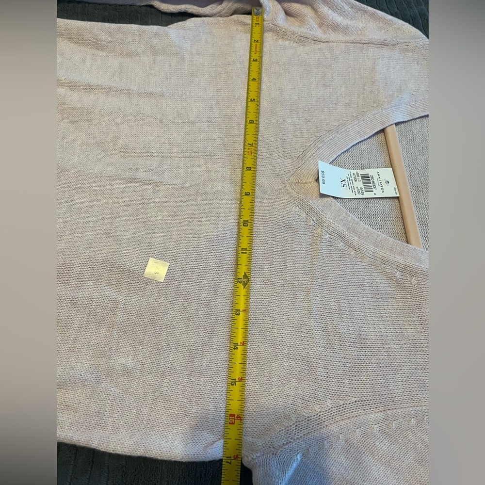 Ann Taylor Factory V-Neck Sweater - Soft Pink - Picture 4 of 6